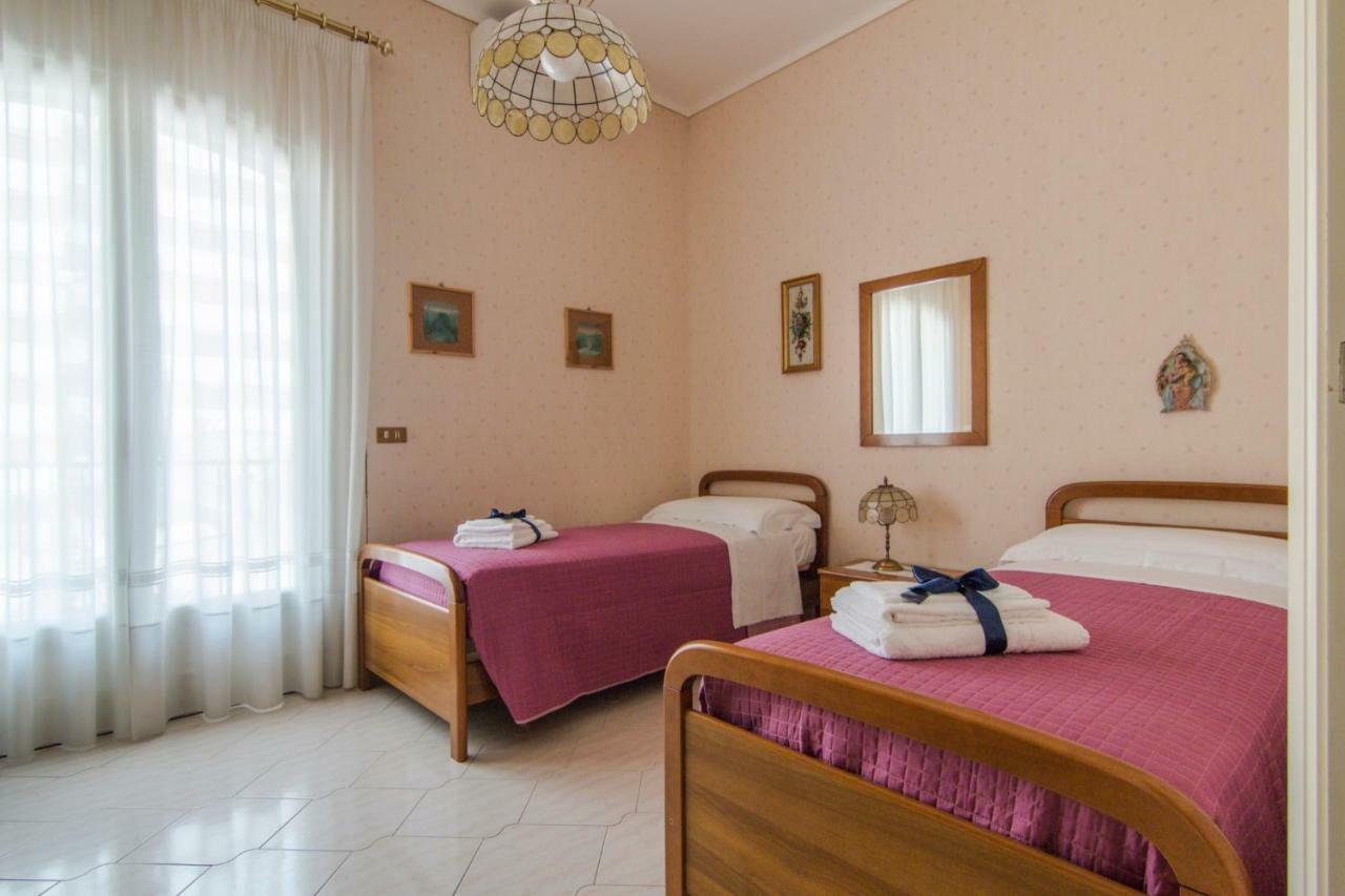 Vivi La Contea Villa Модика Екстериор снимка